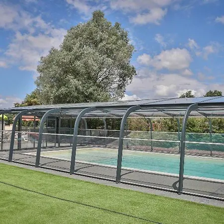 2 Avec Terrasse Aux Achards - Api-1-52-686 Les Achards (Vendee)