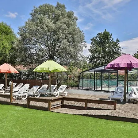 2 Avec Terrasse Aux Achards - Api-1-52-686