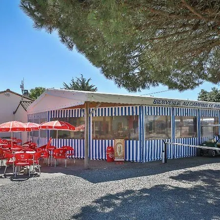2 Avec Terrasse Aux Achards - Api-1-52-686 *