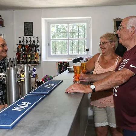 2 Avec Terrasse Aux Achards - Api-1-52-686 אתר קמפינג *